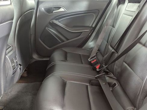 Used 2019 Mercedes-Benz CLA 250 4MATIC image 23