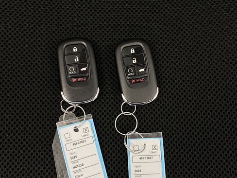 Used 2025 Honda CR-V EX image 9
