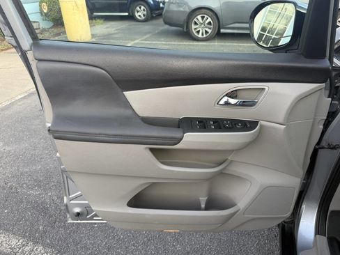 Used 2016 Honda Odyssey EX-L image 10