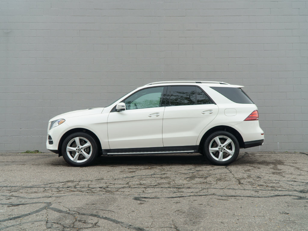 Used 2018 Mercedes-Benz GLE 350 4MATIC image 2