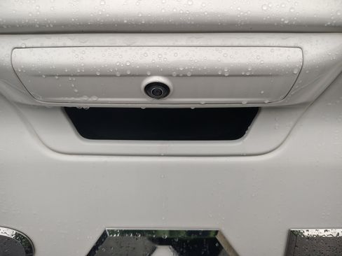 Used 2025 RAM 1500 Laramie AWD/4WD image 10