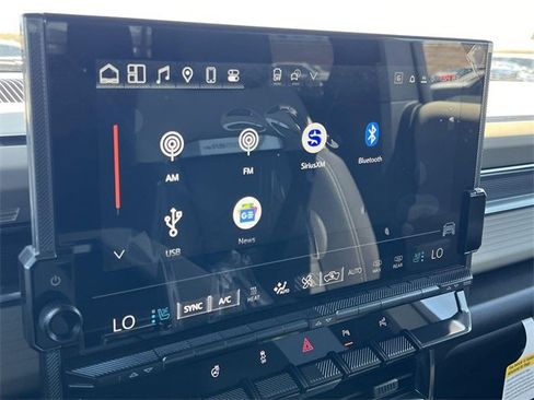 New 2026 GMC Hummer EV 4x4 Crew Cab image 17