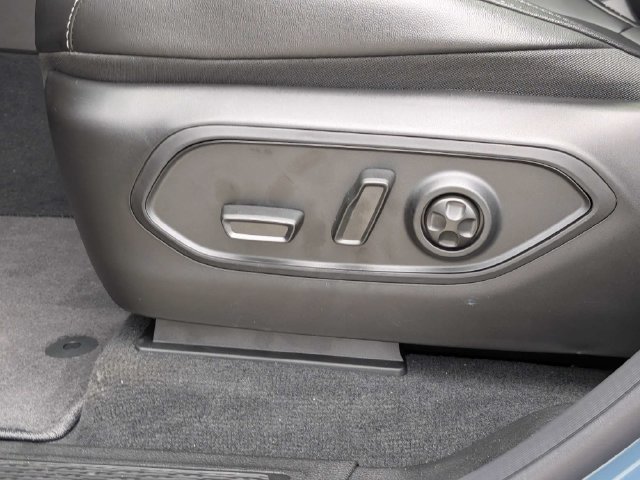 New 2027 Jeep Grand Cherokee Limited w/ Limited Altitude Package RWD image 22