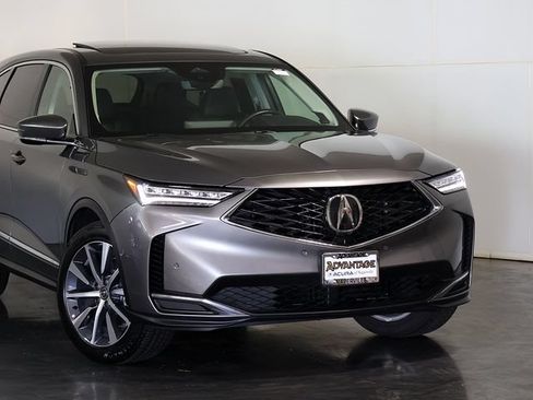 Certified 2026 Acura MDX SH-AWD w/ Technology Package image 6