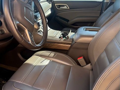 Used 2019 GMC Yukon XL Denali w/ Open Road Package AWD/4WD image 11