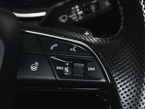 Used 2023 Audi SQ5 Premium Plus w/ Premium Plus Package image 48