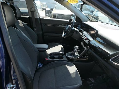 Used 2024 Kia Seltos S AWD/4WD image 26