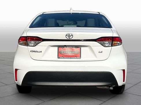 Used 2026 Toyota Corolla LE FWD image 5