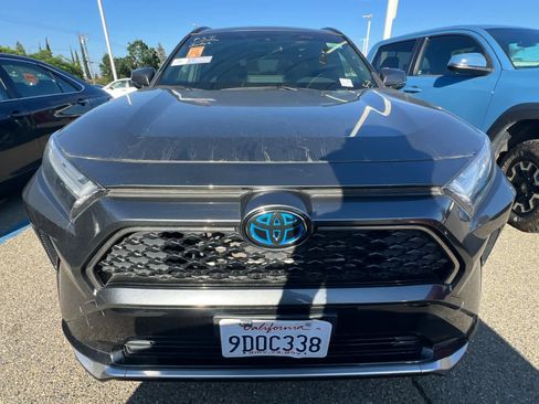 Used 2022 Toyota RAV4 SE w/ Carpet Mat Package (TMS) AWD/4WD image 2