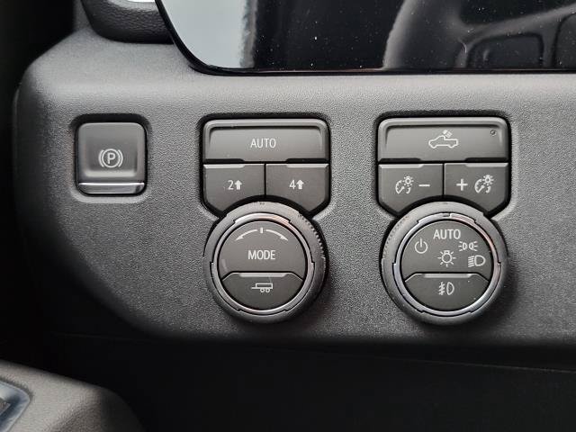New 2026 Chevrolet Silverado 1500 RST w/ RST Select Package AWD/4WD image 14