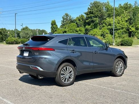 Used 2022 Toyota Venza Limited w/ Advanced Technology Package AWD/4WD image 5