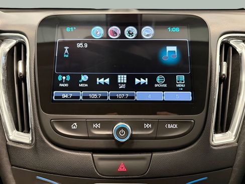 Used 2016 Chevrolet Malibu LT FWD image 21