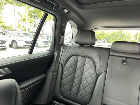 Used 2023 BMW X5 xDrive40i w/ M Sport Package AWD/4WD image 17