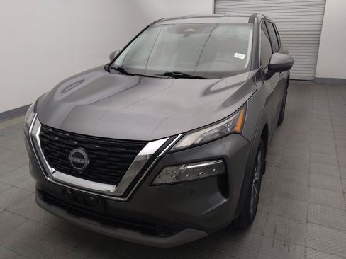 Used 2022 Nissan Rogue SV FWD image 15