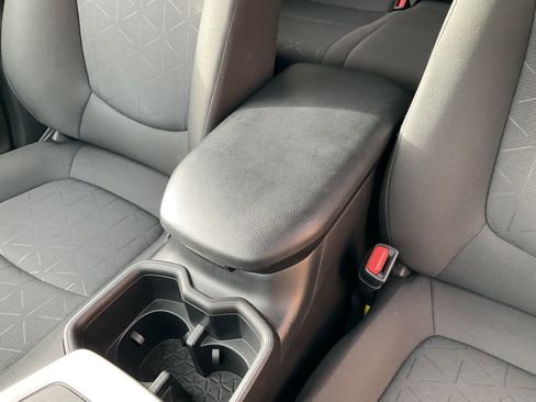 Used 2024 Toyota RAV4 XLE image 20