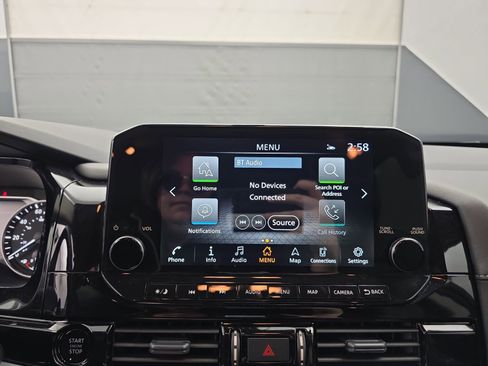 Used 2025 Nissan Pathfinder SL image 27