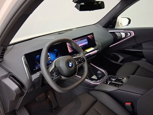 New 2026 BMW X3 xDrive30 w/ Convenience Package image 2