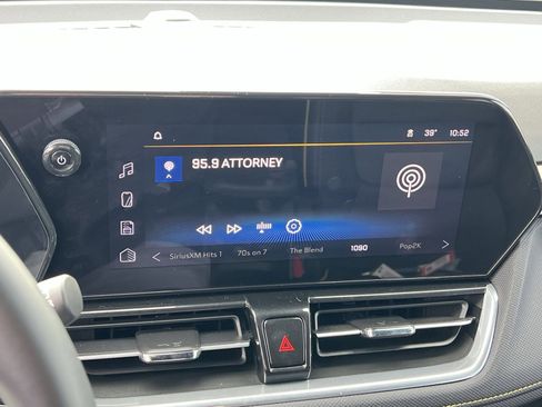 Used 2025 Chevrolet TrailBlazer ACTIV image 18