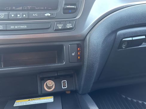 Used 2022 Honda Passport EX-L image 22