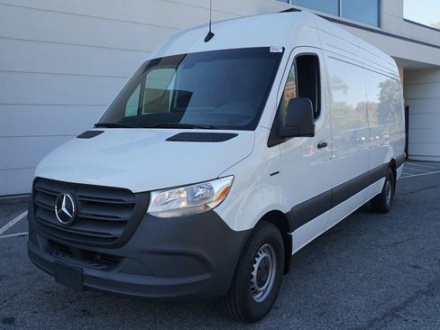 New 2024 Mercedes-Benz eSprinter 170 Cargo image 3