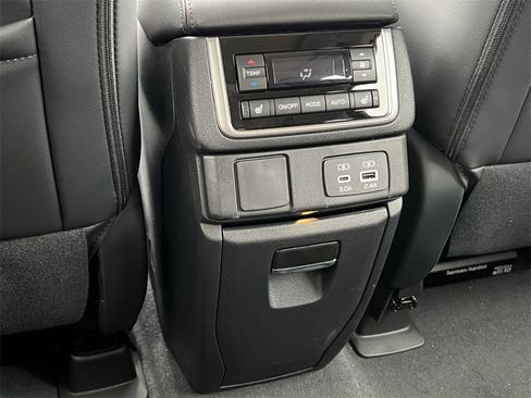 New 2026 Subaru Ascent Limited Bronze image 37