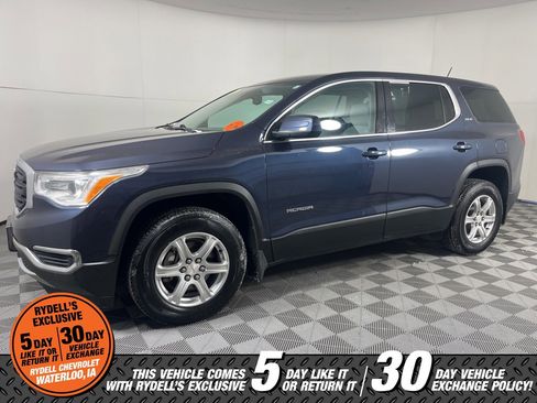 Certified 2018 GMC Acadia SLE w/ LPO, Black Accent Package image 9