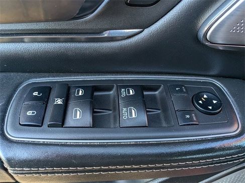 Used 2019 RAM 1500 Limited image 13