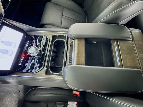 Used 2023 Jeep Grand Wagoneer Series II image 20