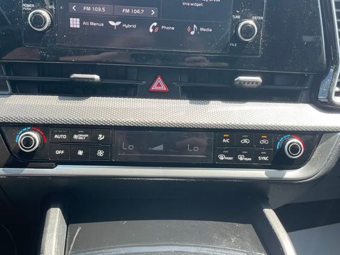 Used 2023 Kia Sportage LX image 30