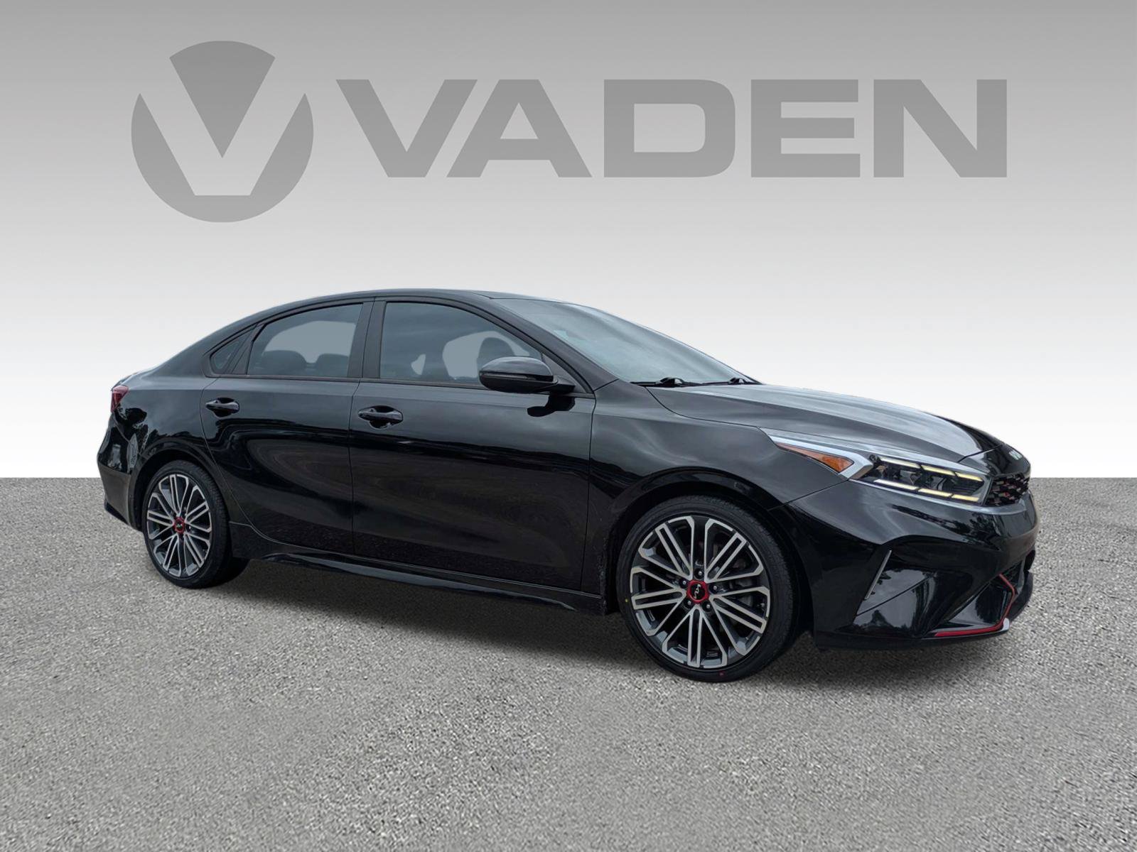 Used 2024 Kia Forte GT w/ GT2 Package FWD image 3