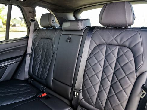 New 2026 BMW X5 xDrive50e w/ Executive Package AWD/4WD image 22
