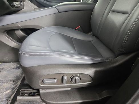 Used 2022 Buick Enclave Essence w/ Experience Buick Package AWD/4WD image 32