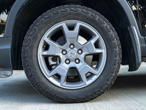 Used 2025 Honda Passport TrailSport image 14