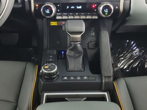 Used 2025 Toyota Tacoma Trailhunter image 25