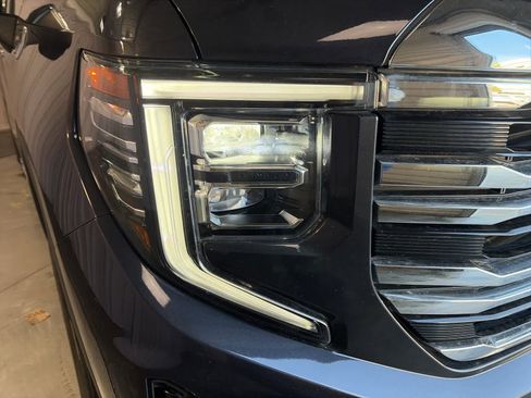 Used 2025 GMC Sierra 1500 SLT image 4