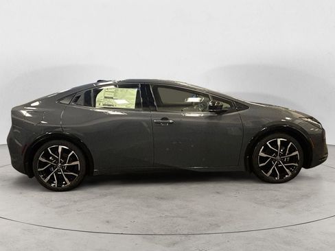 New 2026 Toyota Prius Plug-In Hybrid image 6