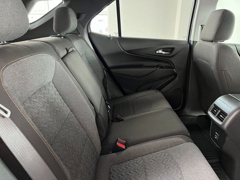 Used 2022 Chevrolet Equinox LT AWD/4WD image 25