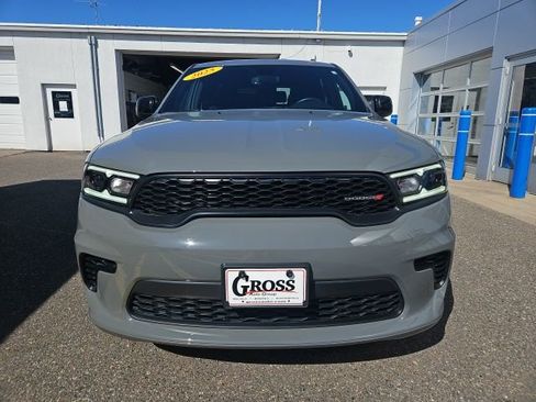 Used 2025 Dodge Durango GT AWD/4WD image 3