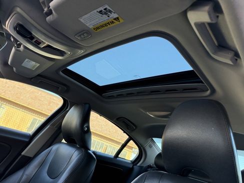 Used 2017 Volvo S60 T5 Inscription image 13