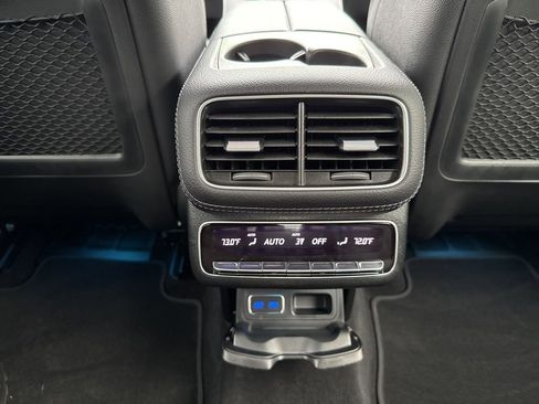 Certified 2025 Mercedes-Benz GLS 450 4MATIC image 18