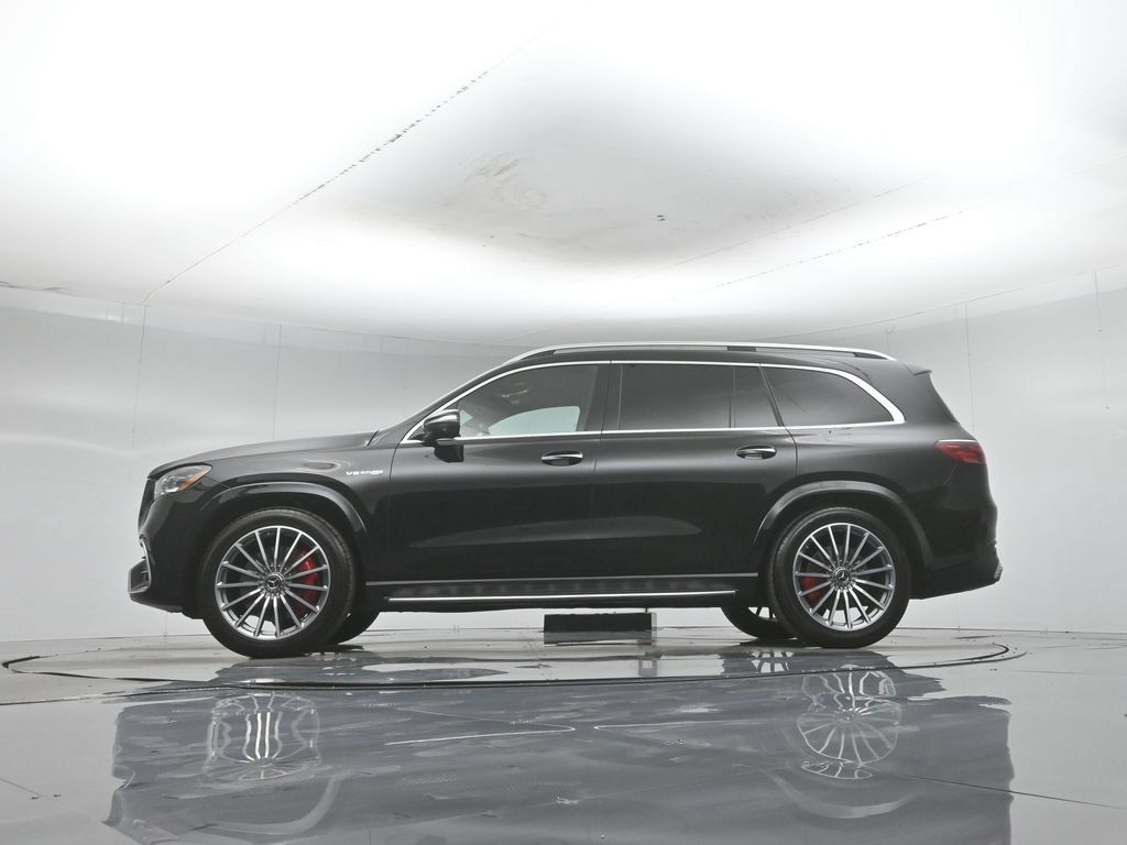 Used 2025 Mercedes-Benz GLS 63 AMG 4MATIC image 47