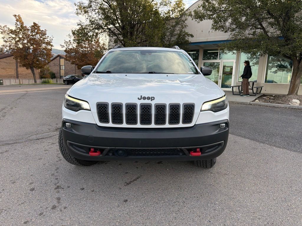 Used 2021 Jeep Cherokee Trailhawk w/ Comfort/Convenience Group AWD/4WD image 2