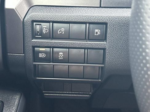 Used 2025 Toyota 4Runner SR5 AWD/4WD image 37