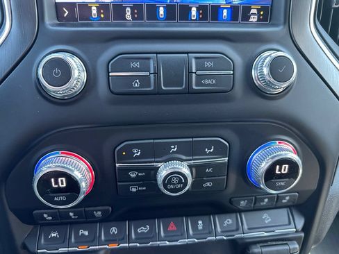 Used 2020 GMC Sierra 1500 AT4 w/ AT4 Premium Package AWD/4WD image 38