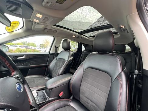 Used 2021 Ford Escape SEL w/ SEL Stealth AWD Package image 20