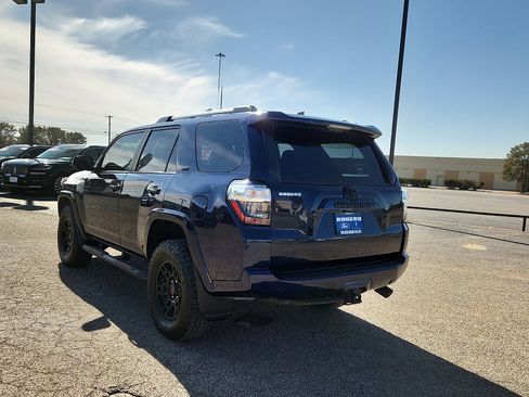 Used 2023 Toyota 4Runner SR5 Premium w/ Moonroof Package image 5