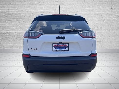 Used 2020 Jeep Cherokee Latitude Plus AWD/4WD image 5