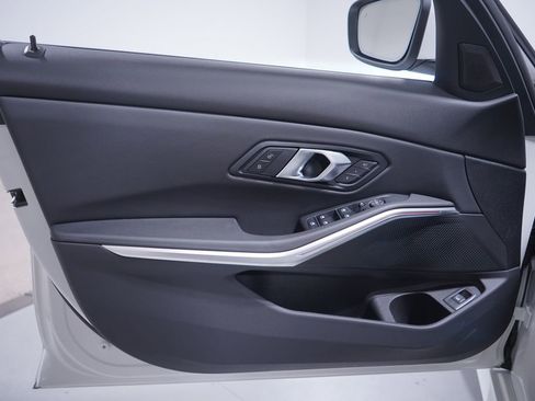 New 2026 BMW 330i Sedan image 10