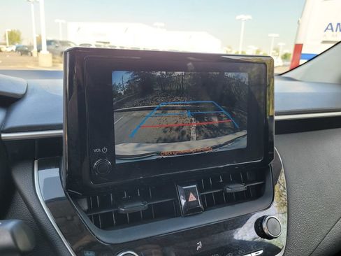 Used 2024 Toyota Corolla LE FWD image 18