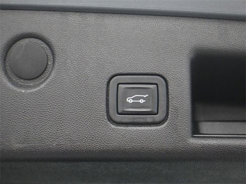 Used 2023 Chevrolet Equinox RS image 25